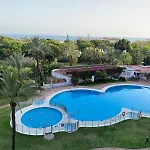 View And Pool מארבלה