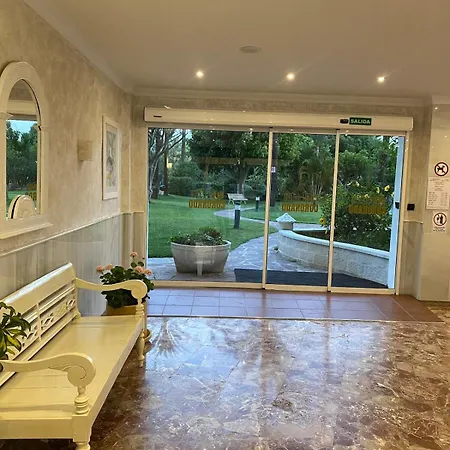 View And Pool