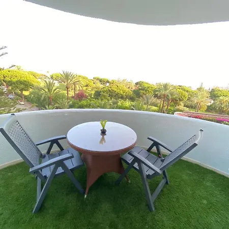 View And Pool ماربيا