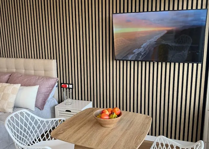 View And Pool アパート *